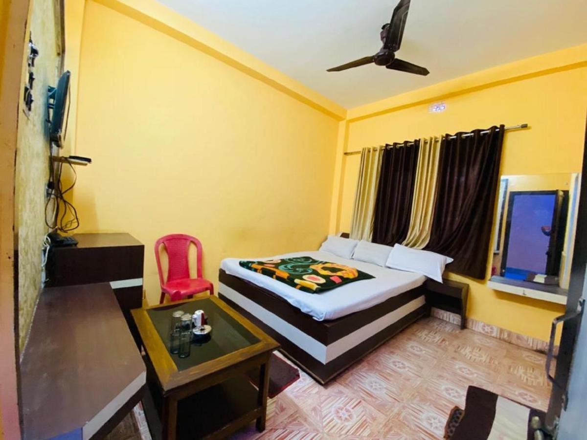Staymaker Hotel Prerana Tarapith Exterior photo